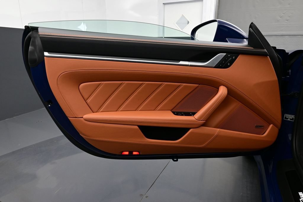 Certified 2026 Porsche 911 Targa 4 GTS AWD/4WD image 7