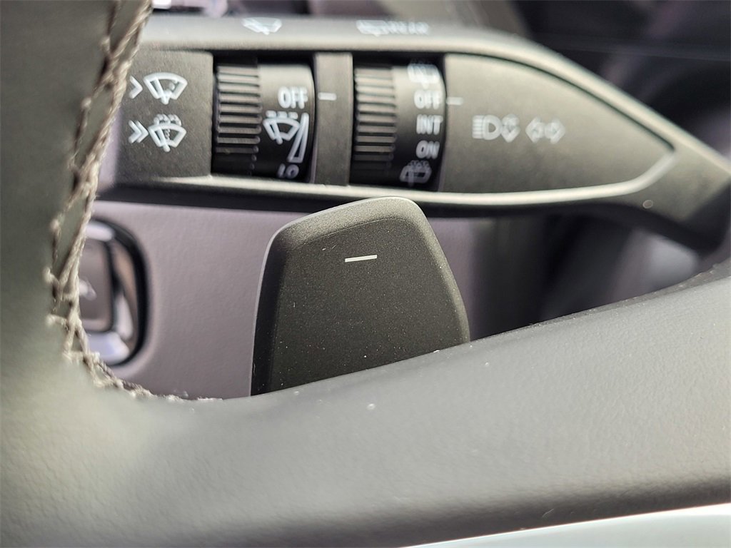 New 2026 GMC Yukon XL Denali w/ Denali Reserve Package image 20