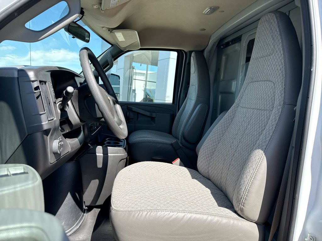 New 2025 Chevrolet Express 3500 w/ Power Convenience Package RWD image 9