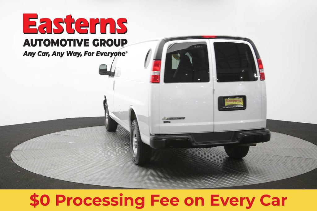 Used 2021 Chevrolet Express 3500 w/ Driver Convenience Package RWD image 62
