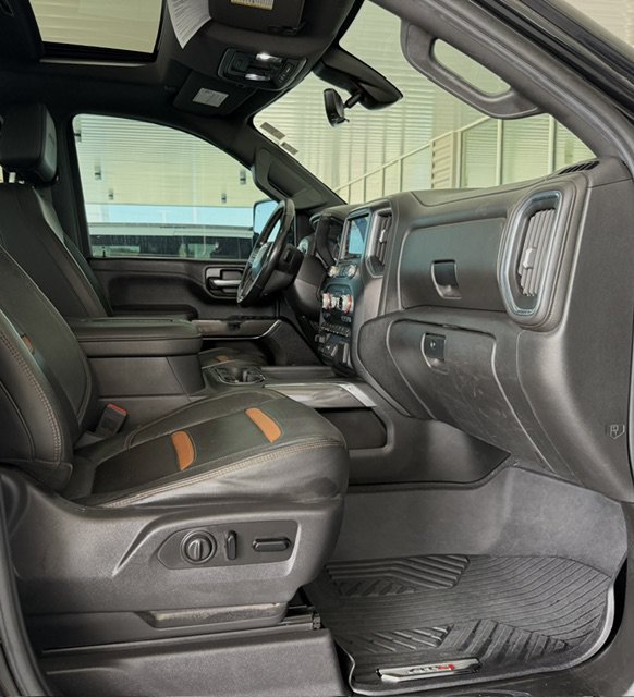 Used 2020 GMC Sierra 2500 AT4 w/ AT4 Premium Package AWD/4WD image 8