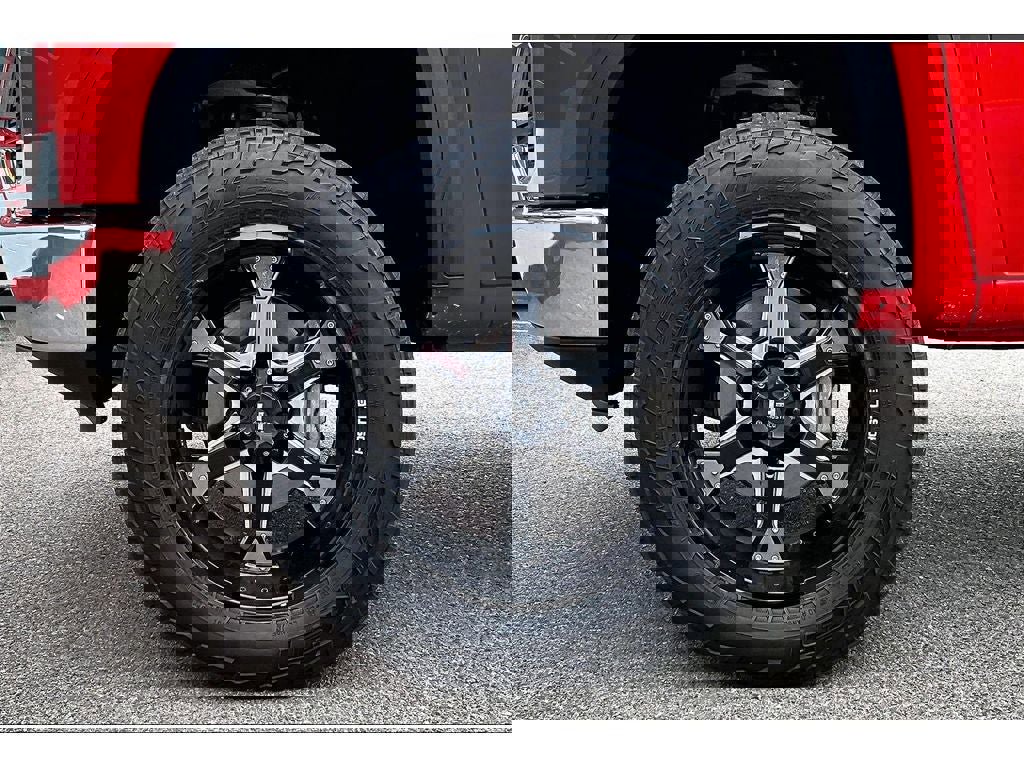 Used 2019 GMC Sierra 1500 SLT w/ SLT Premium Plus Package image 9