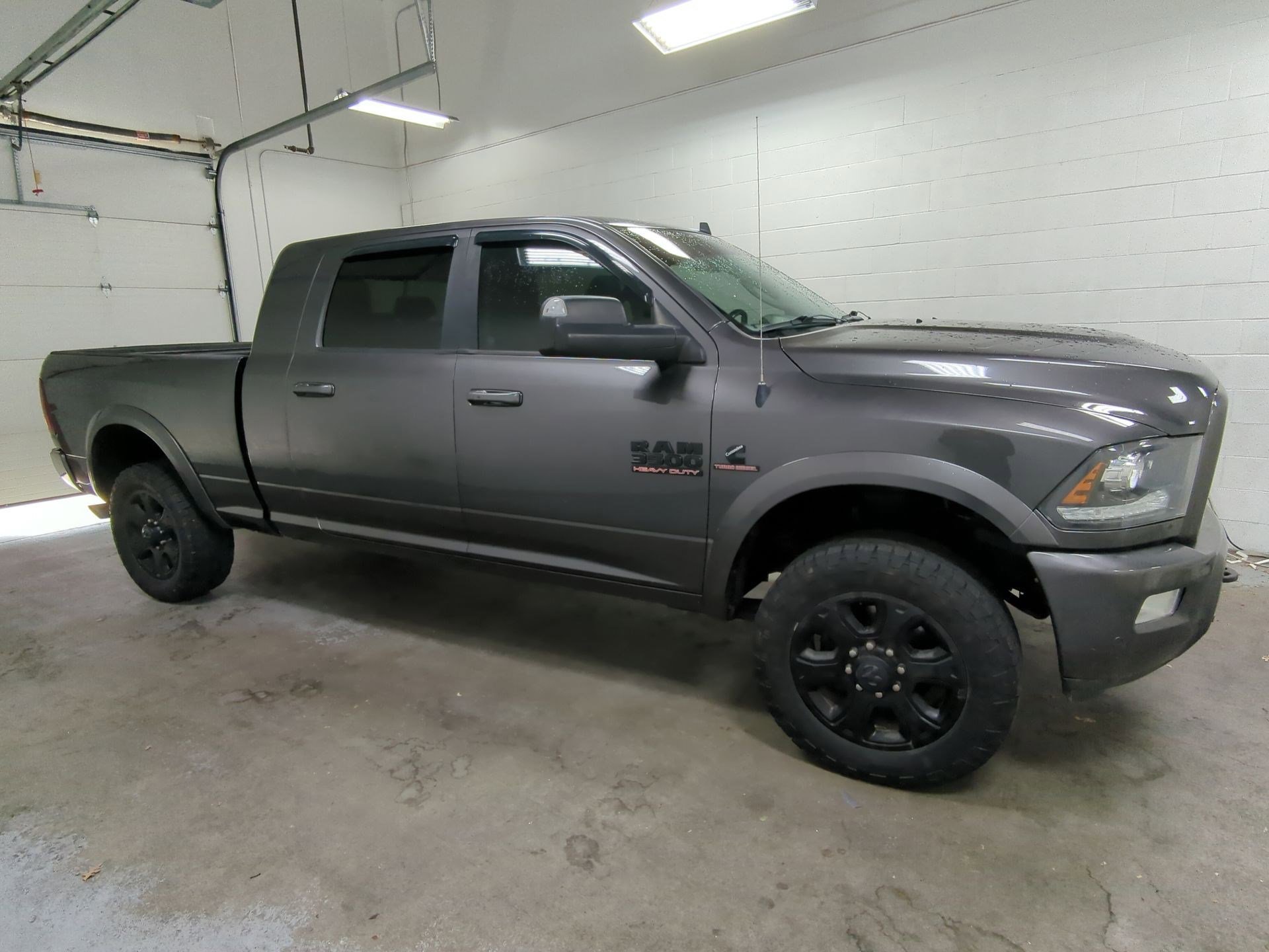 Used 2018 RAM 3500 Laramie w/ Sport Appearance Group image 2
