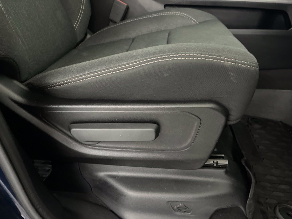 Used 2019 RAM 1500 Big Horn AWD/4WD image 60