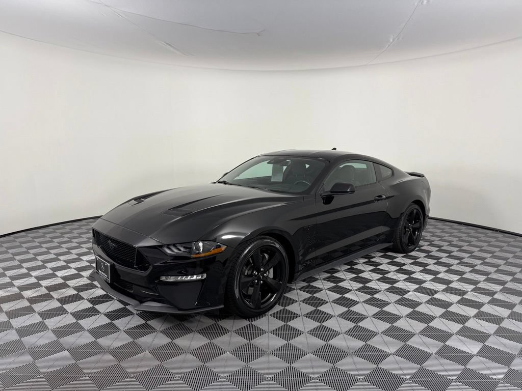 Used 2021 Ford Mustang GT w/ Equipment Group 301A RWD image 3