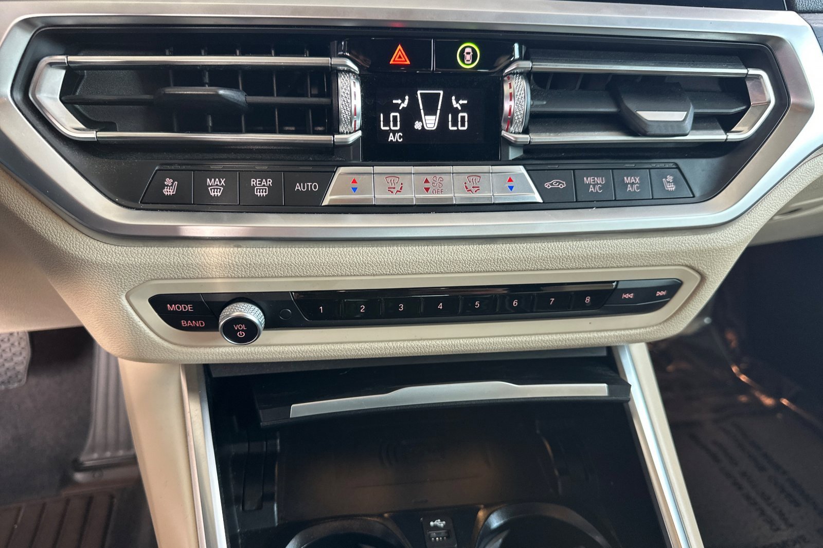 Used 2021 BMW 430i xDrive Coupe w/ Premium Package image 22