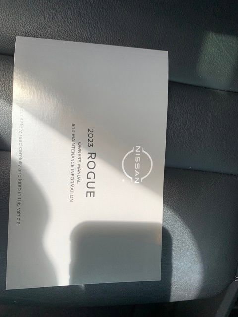 Used 2023 Nissan Rogue SL w/ SL Premium Package image 32