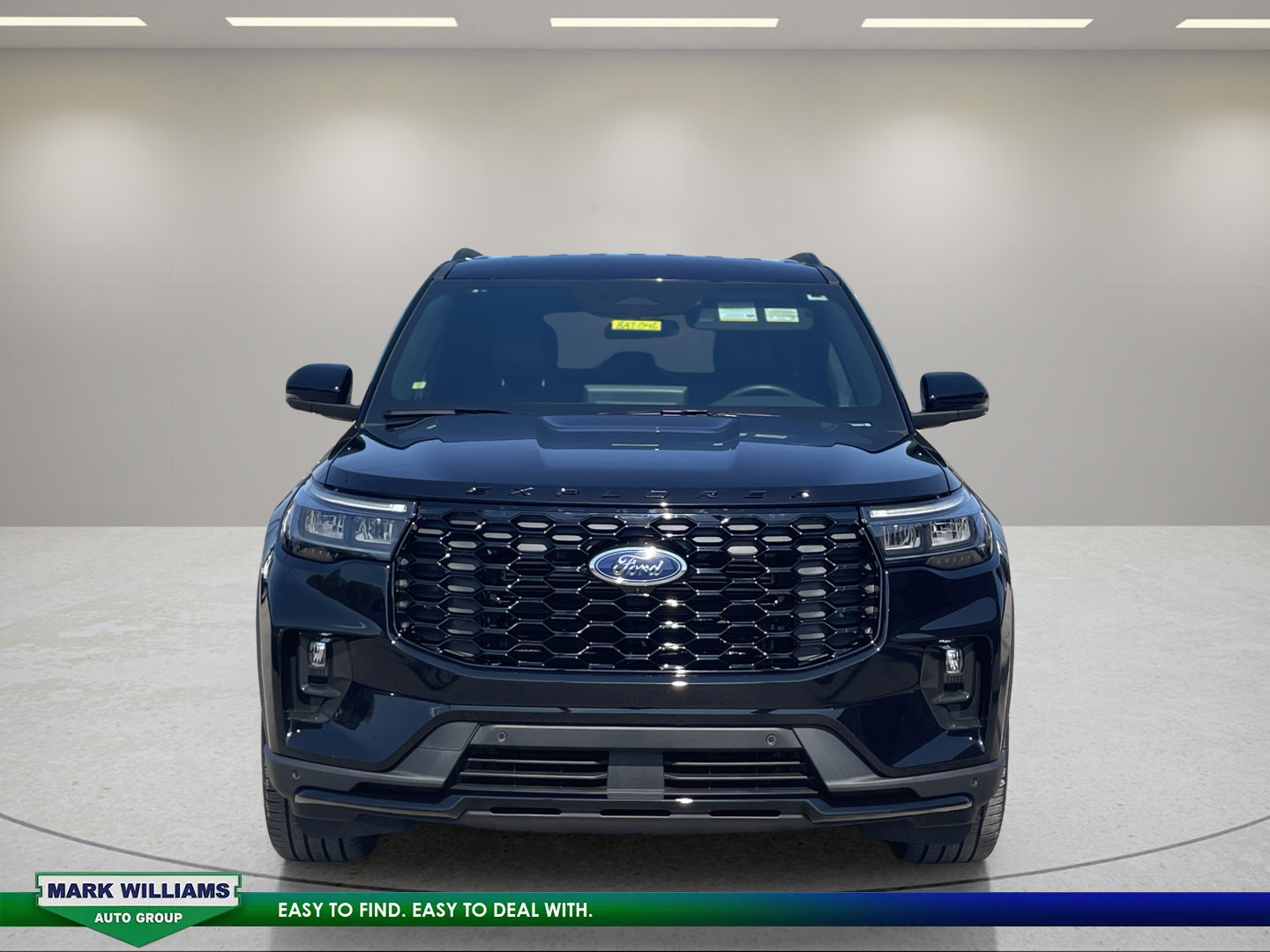 Used 2025 Ford Explorer ST-Line w/ ST-Line Street Pack AWD/4WD image 8