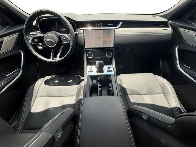 Used 2026 Jaguar F-PACE R-Dynamic S AWD/4WD image 12
