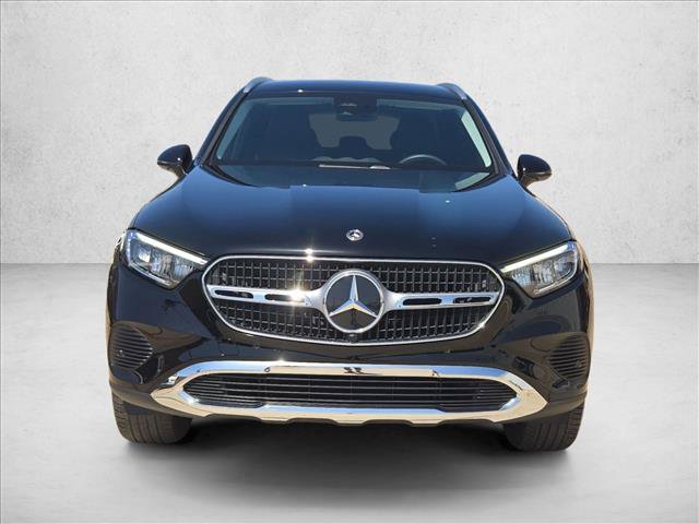 Used 2024 Mercedes-Benz GLC 300 image 2