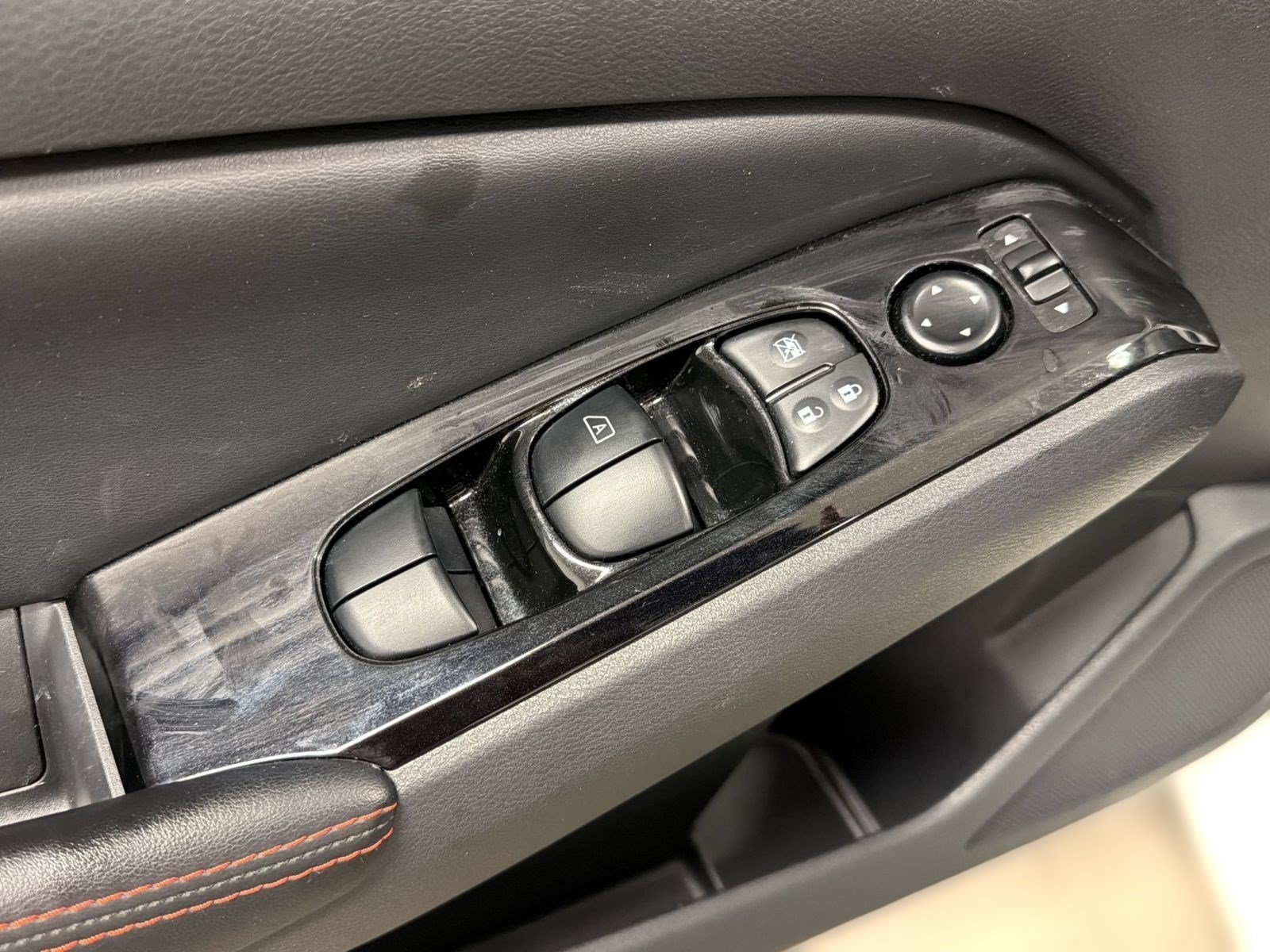 Used 2024 Nissan Altima 2.5 SR FWD image 26