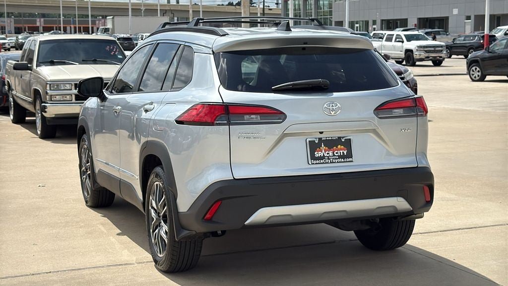 New 2026 Toyota Corolla Cross XLE w/ Convenience Package FWD image 4