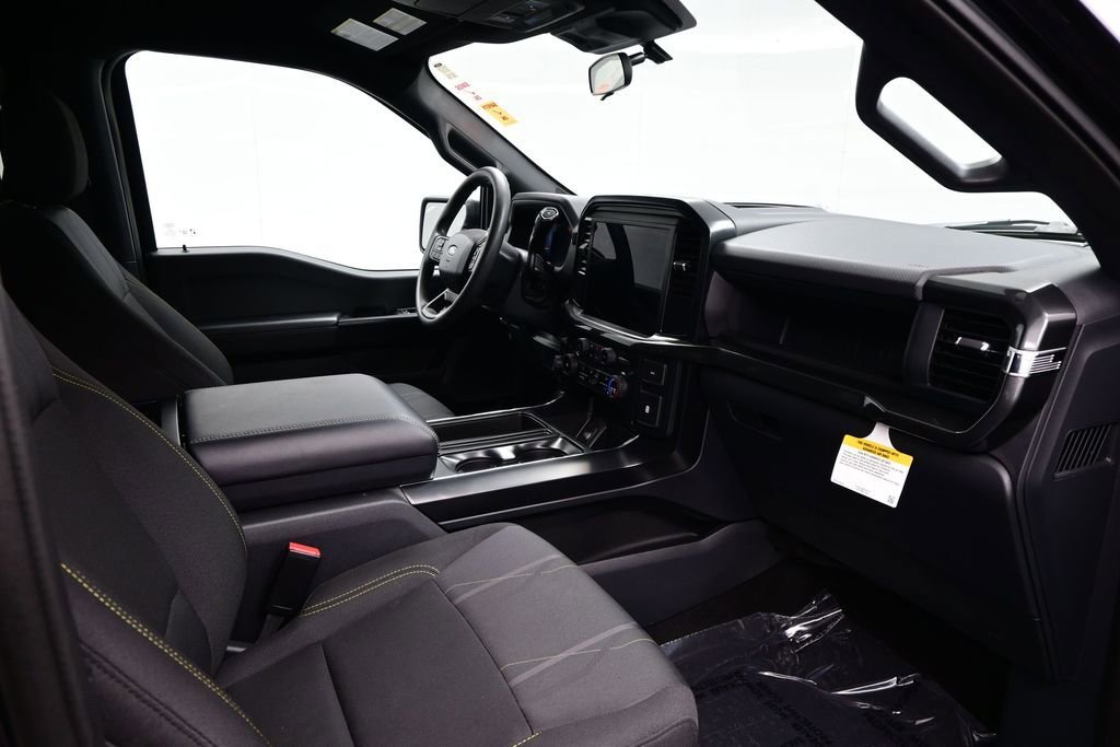 Used 2025 Ford F150 STX w/ Equipment Group 200A RWD image 11