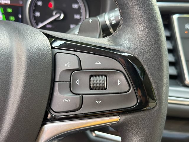 Used 2024 Buick Enclave Essence w/ Experience Buick Package FWD image 26