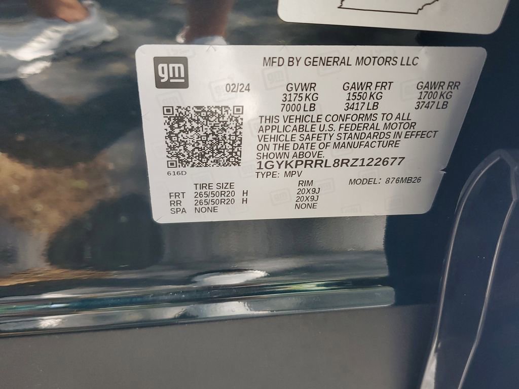 Certified 2024 Cadillac Lyriq Luxury w/ LPO, Floor Liner Package image 32