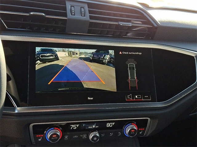 New 2025 Audi Q3 2.0T Premium image 14