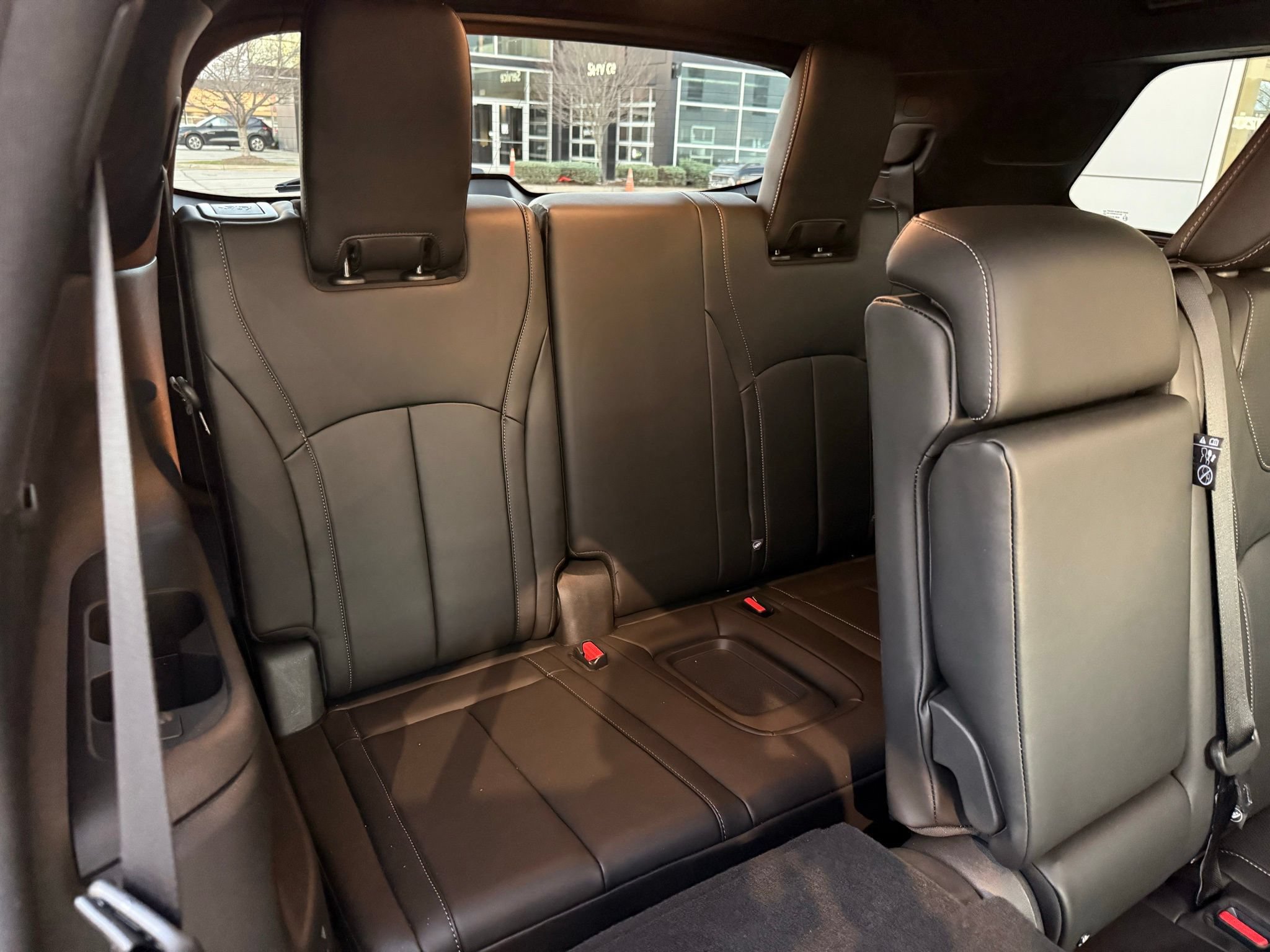Used 2025 INFINITI QX60 Luxe w/ Black Edition AWD/4WD image 34