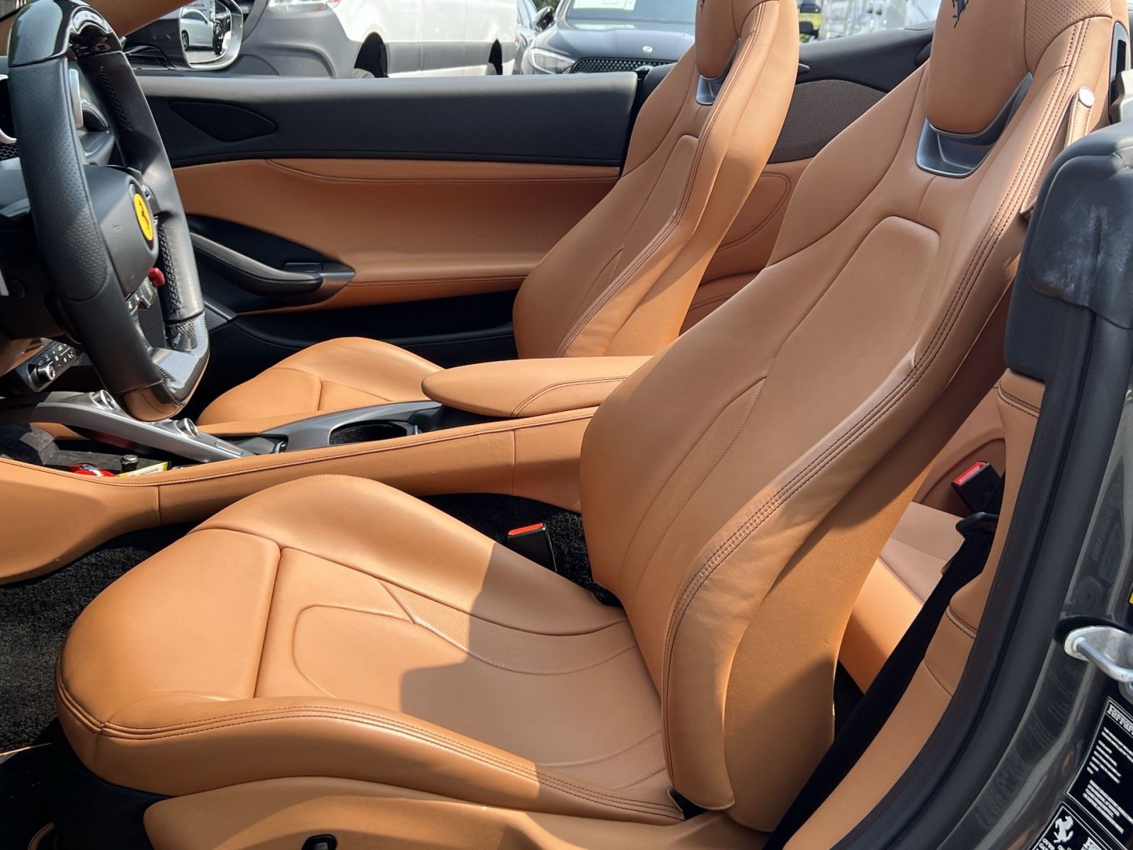 Used 2020 Ferrari Portofino RWD image 18