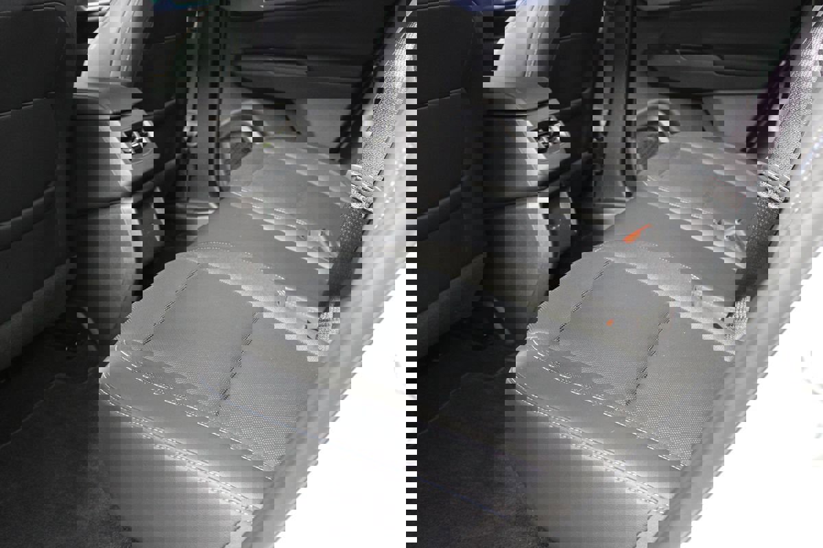 Used 2024 Chevrolet Equinox EV LT image 23