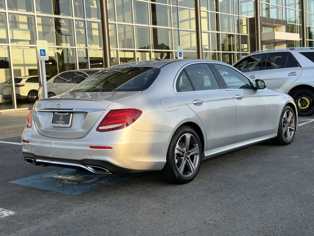 Used 2018 Mercedes-Benz E 300 image 3