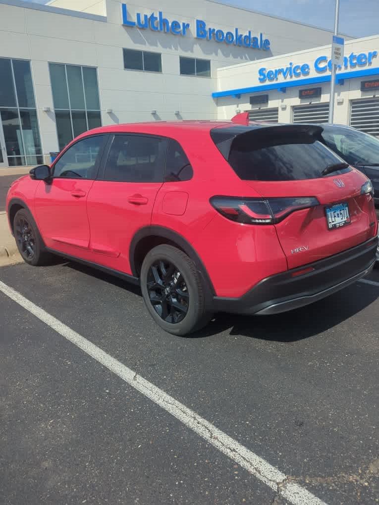 Used 2024 Honda HR-V Sport image 4