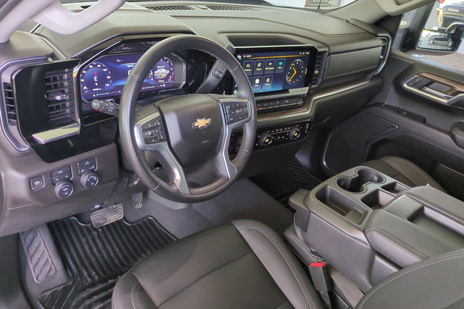 Used 2023 Chevrolet Silverado 1500 LT w/ All Star Edition Plus AWD/4WD image 9