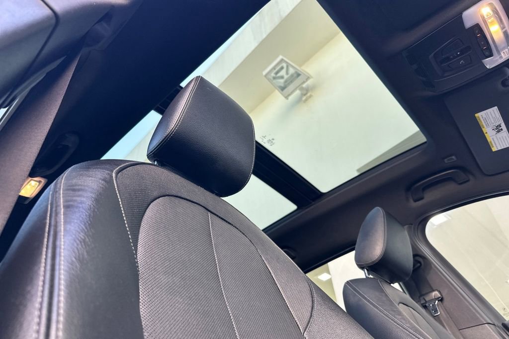 Used 2018 BMW X1 xDrive28i AWD/4WD image 18