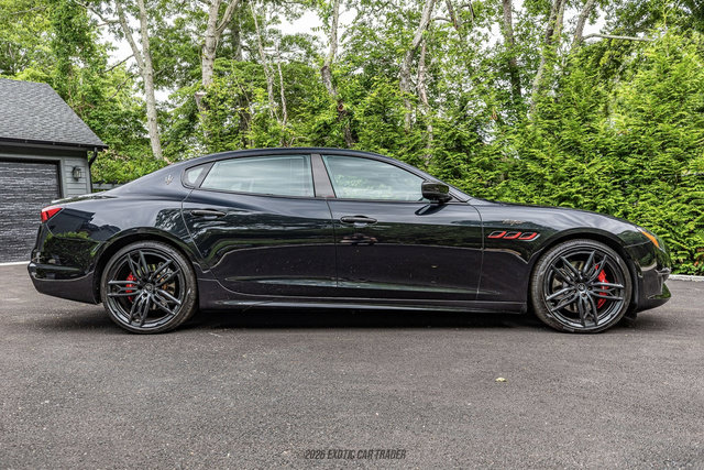 Used 2022 Maserati Quattroporte Trofeo RWD image 9
