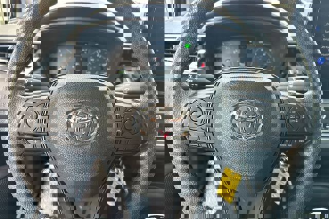 Certified 2023 Toyota Corolla LE image 27