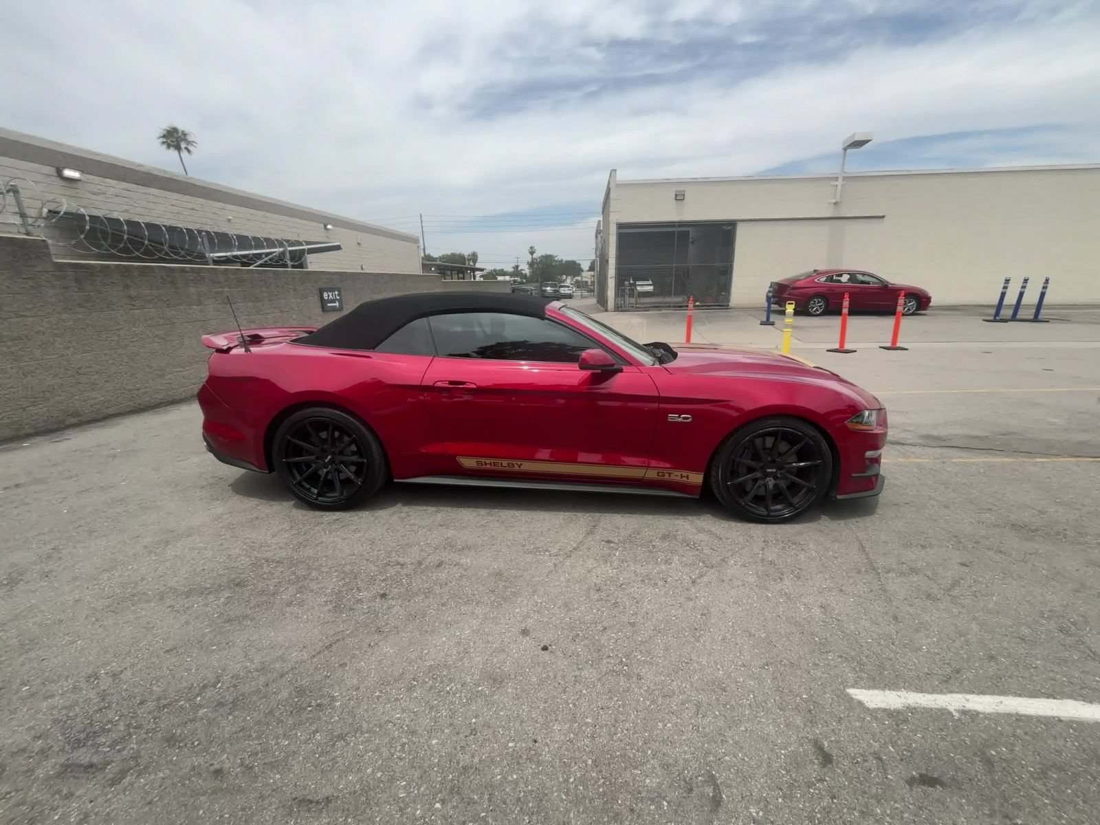 Used 2022 Ford Mustang GT Premium w/ GT Performance Package RWD image 15