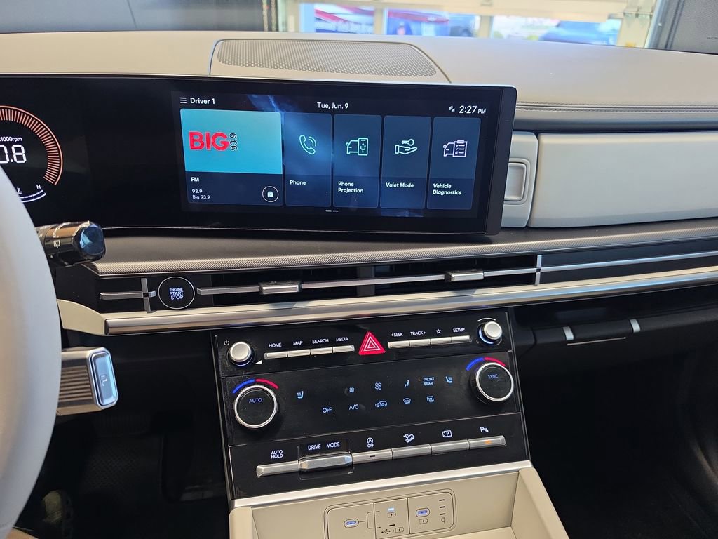Used 2024 Hyundai Santa Fe SEL FWD image 24