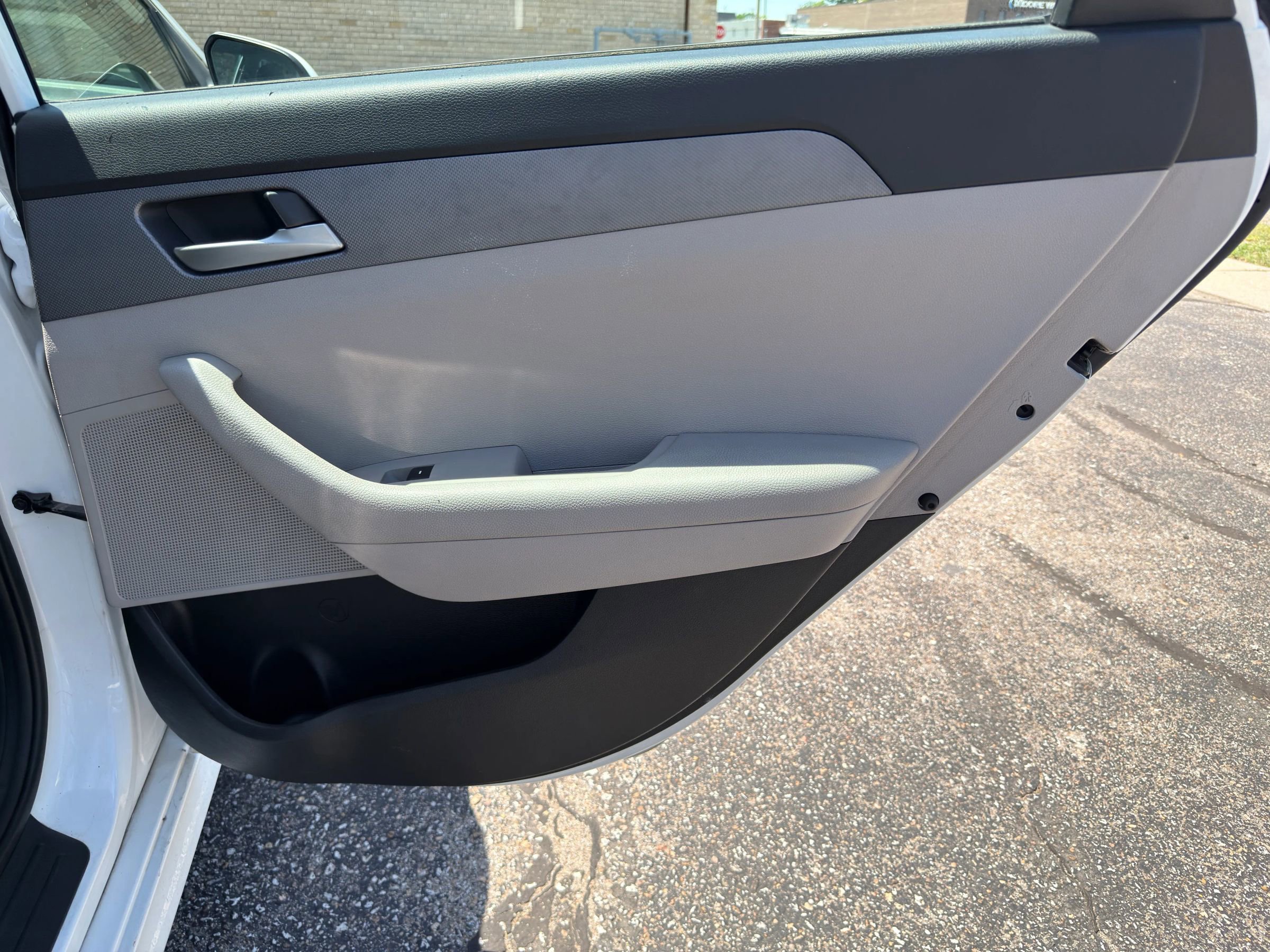 Used 2019 Hyundai Sonata SE w/ Cargo Package FWD image 27