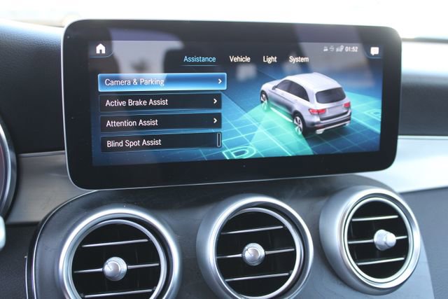 Used 2021 Mercedes-Benz GLC 300 image 26