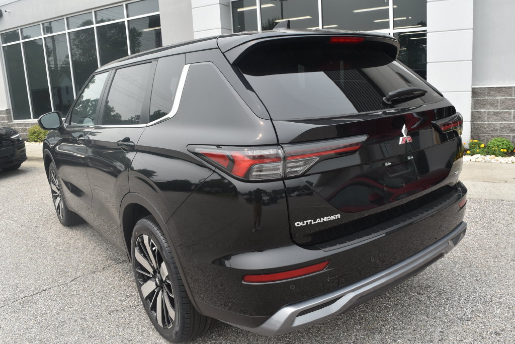 New 2026 Mitsubishi Outlander SE AWD/4WD image 5