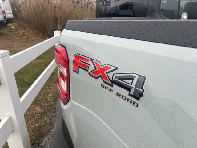 Certified 2022 Ford Maverick Lariat w/ Equipment Group 500A Standard image 6