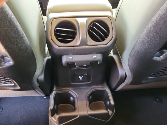 New 2026 Jeep Gladiator Mojave image 9