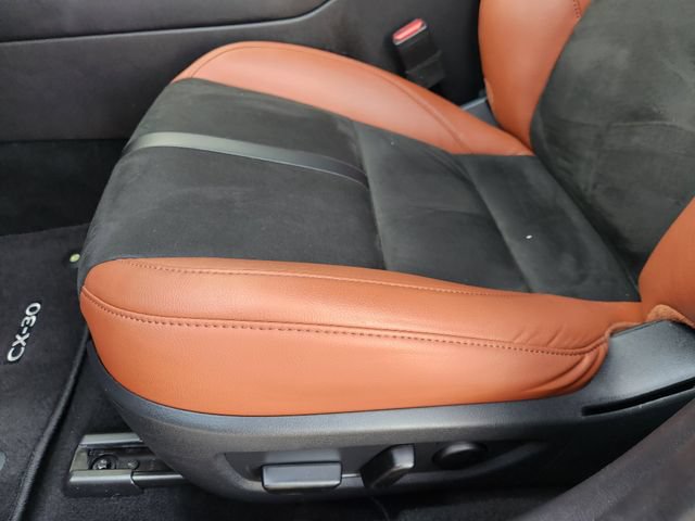 Used 2024 MAZDA CX-30 Carbon AWD/4WD image 26