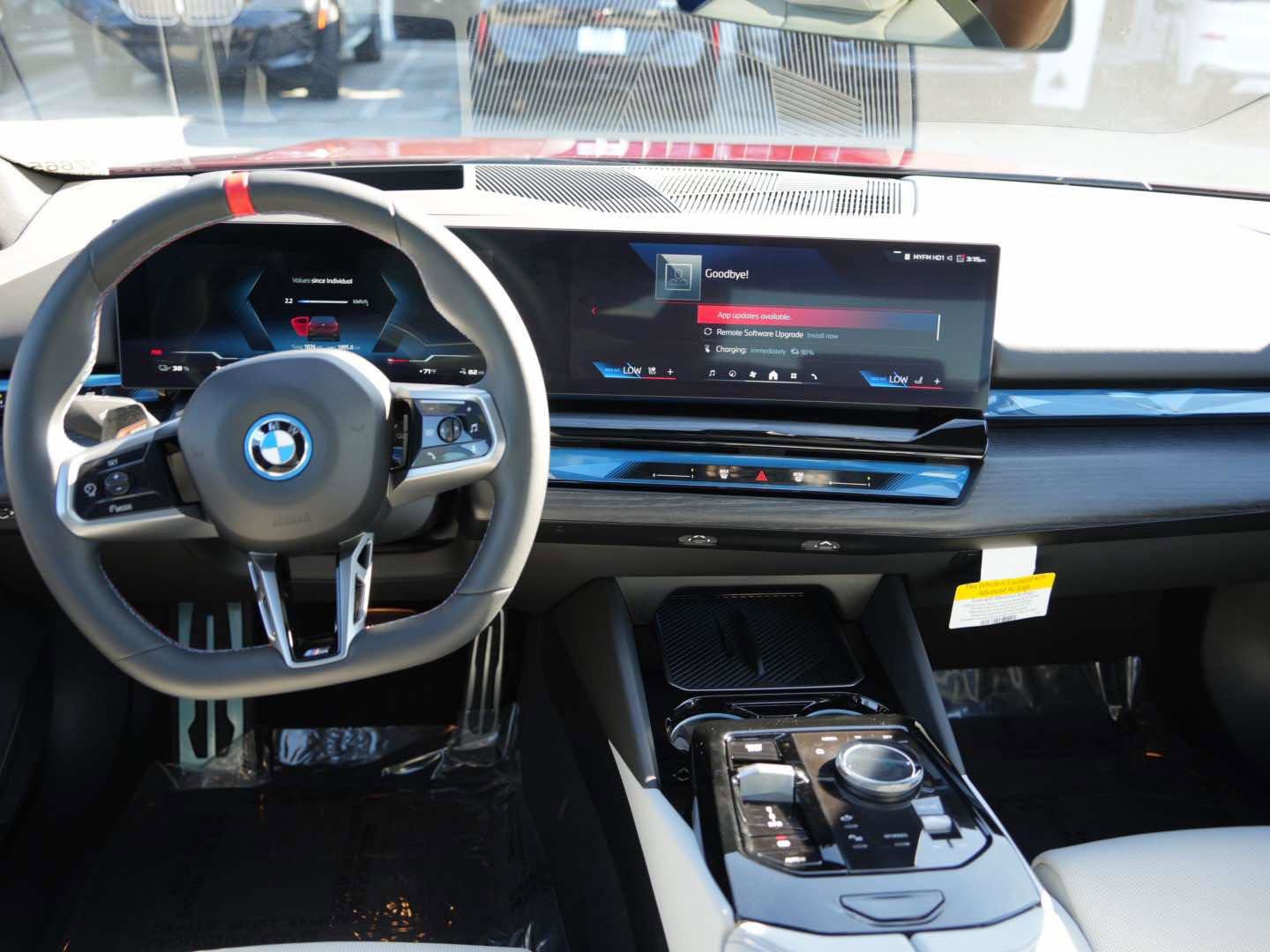 Used 2025 BMW i5 M60 w/ Dynamic Handling Package image 6