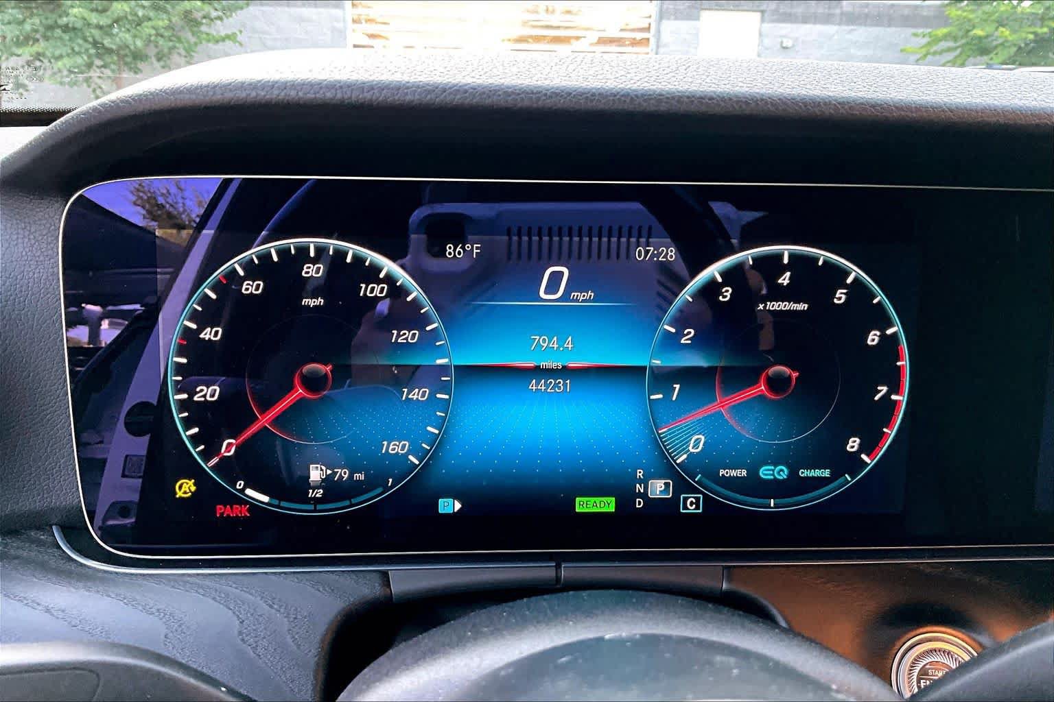 Used 2022 Mercedes-Benz E 450 4MATIC Sedan image 25