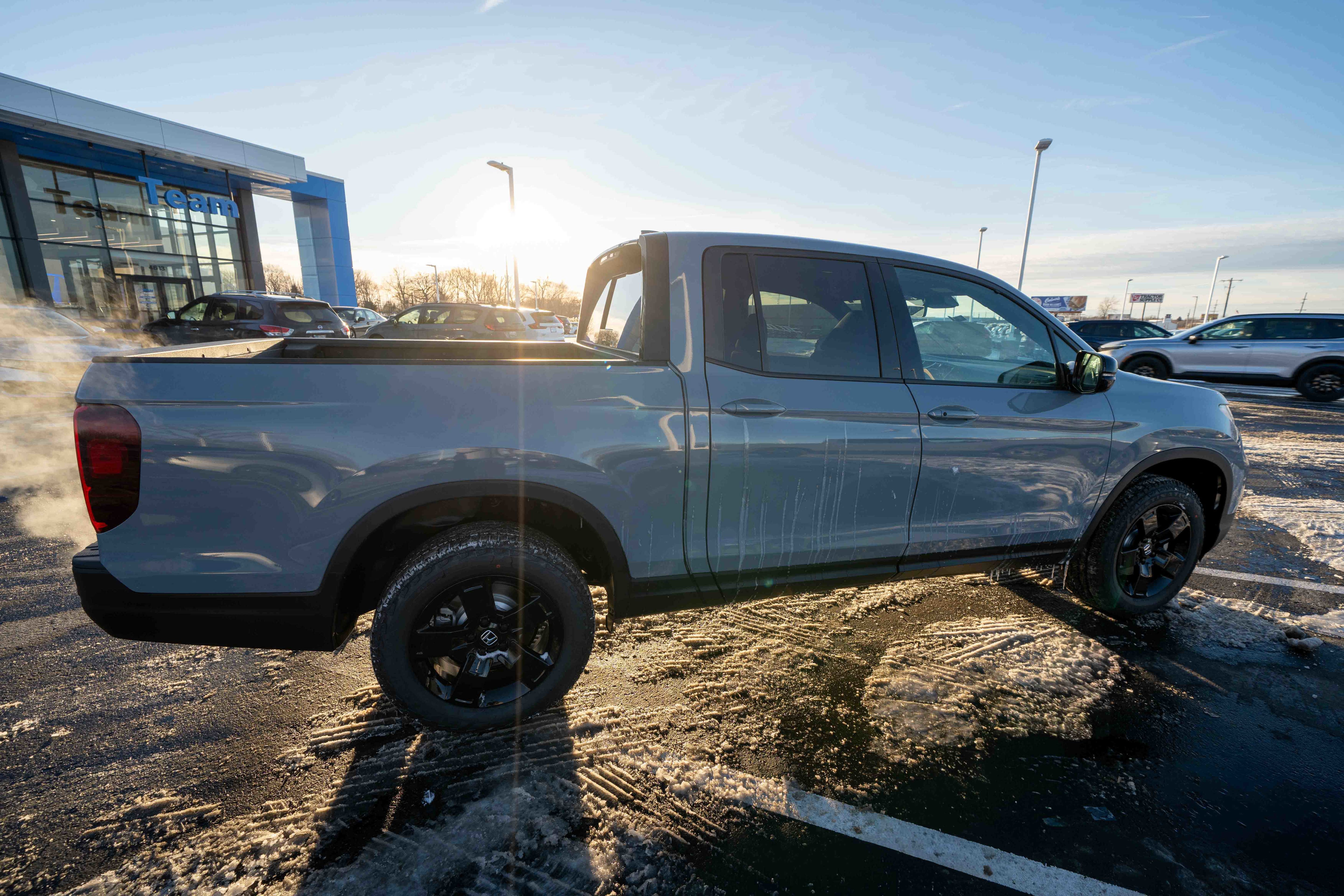 New 2026 Honda Ridgeline Black Edition image 6