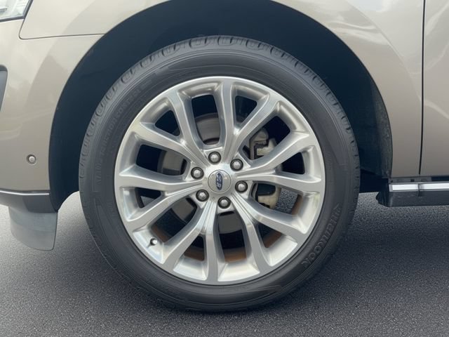 Used 2018 Ford Expedition Limited w/ Equipment Group 302A RWD image 11