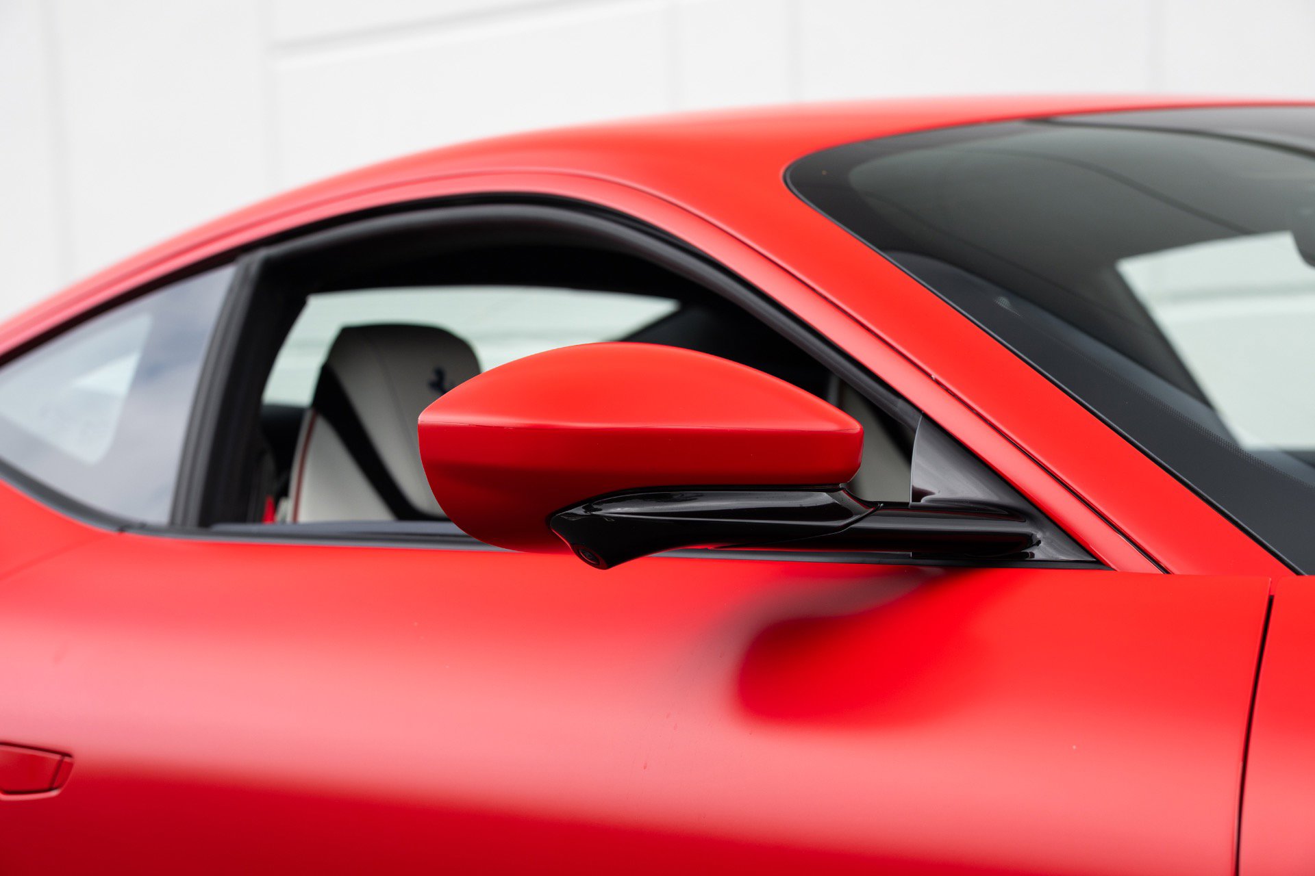 Used 2023 Ferrari Roma RWD image 11