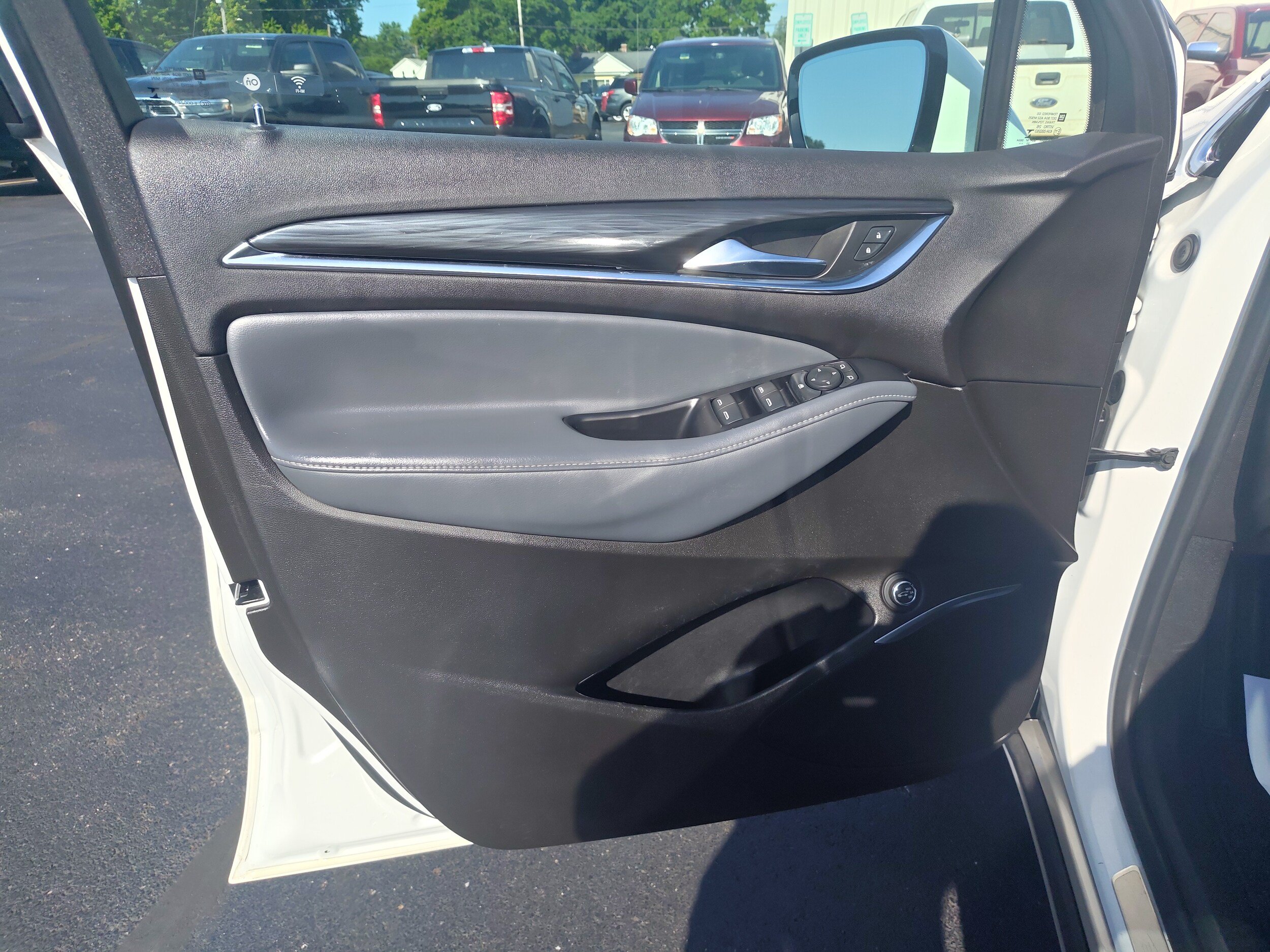 Used 2021 Buick Enclave Preferred FWD image 10