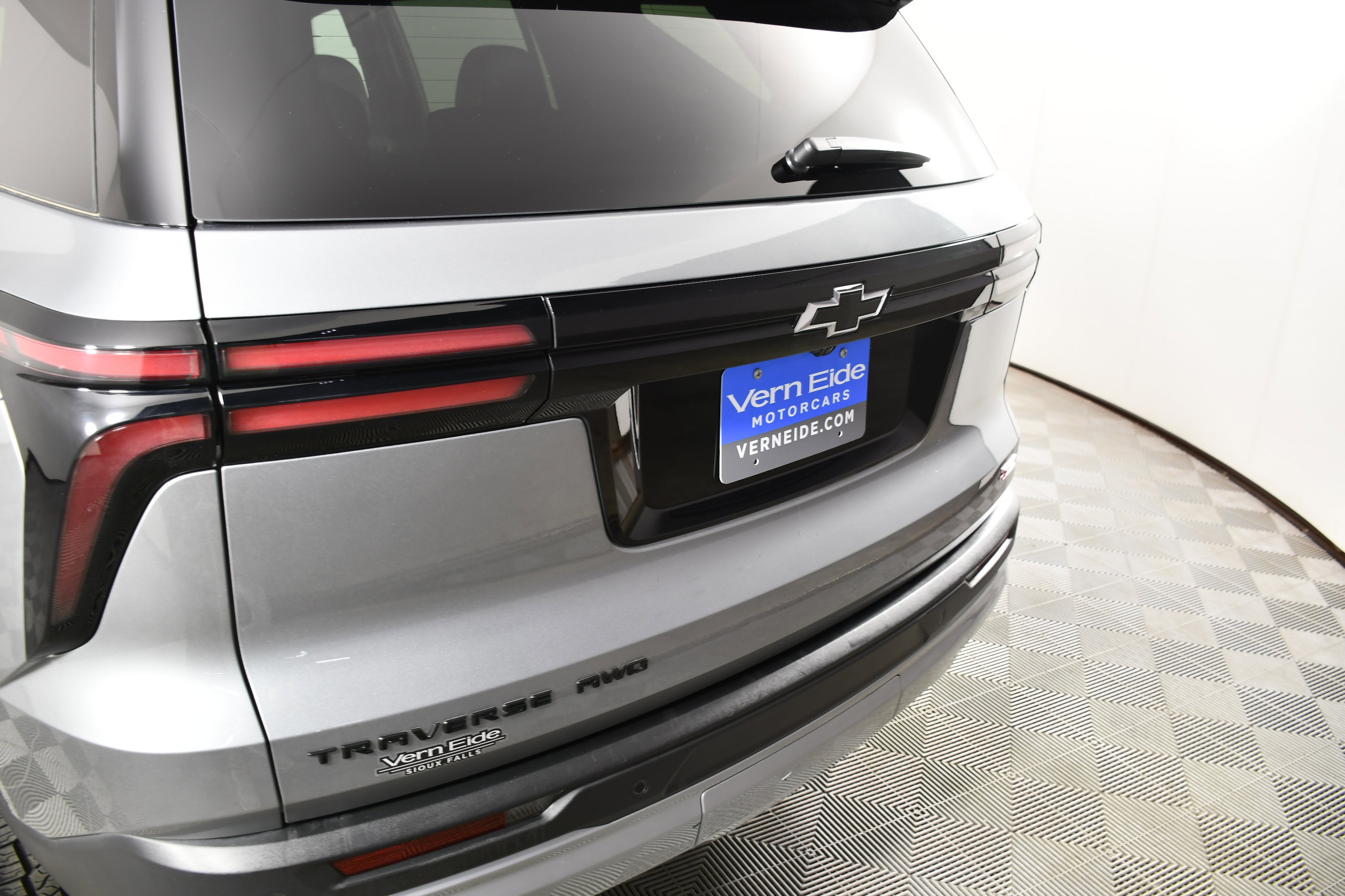 Used 2025 Chevrolet Traverse Z71 image 15