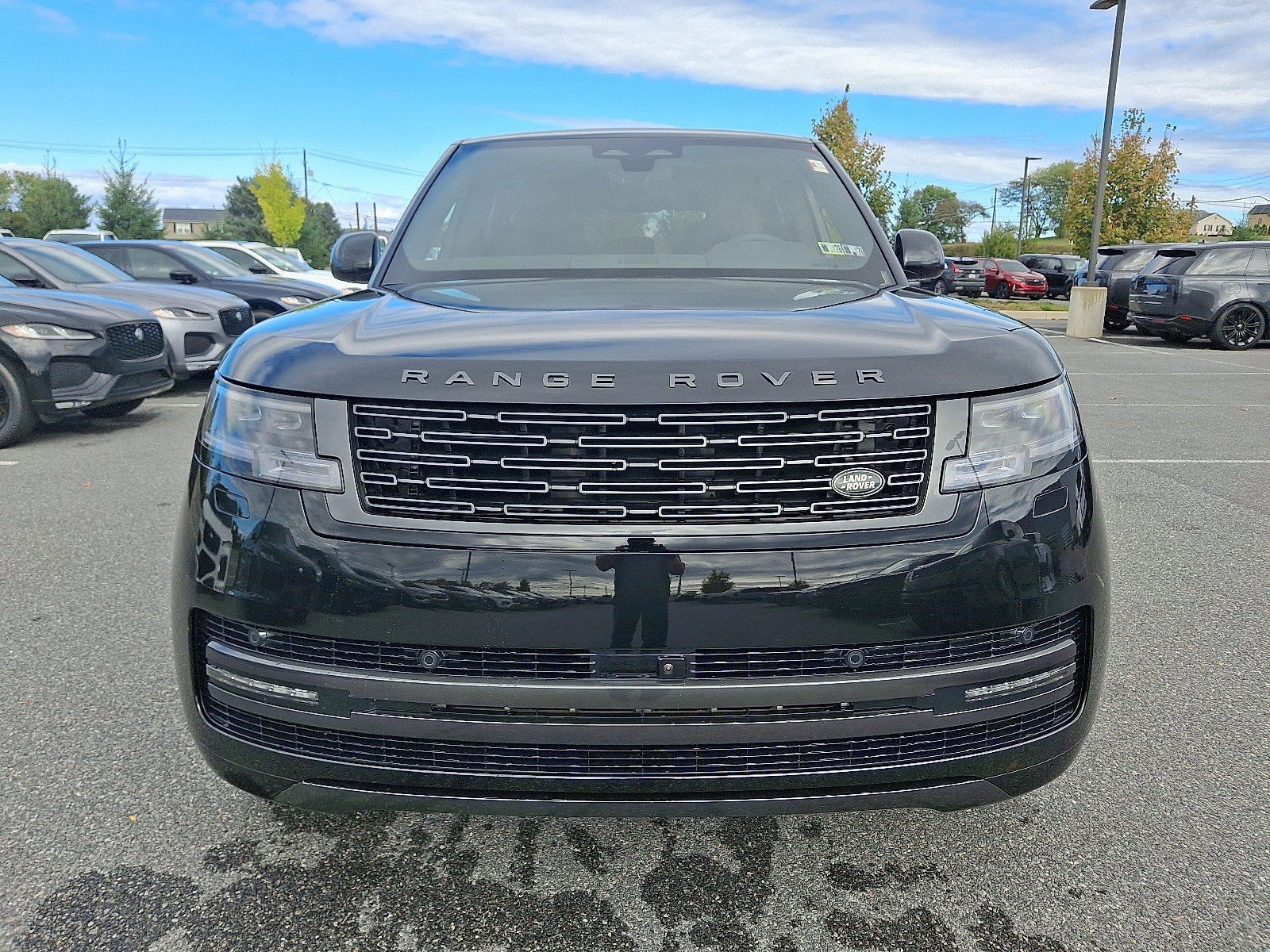 New 2025 Land Rover Range Rover SE AWD/4WD image 8