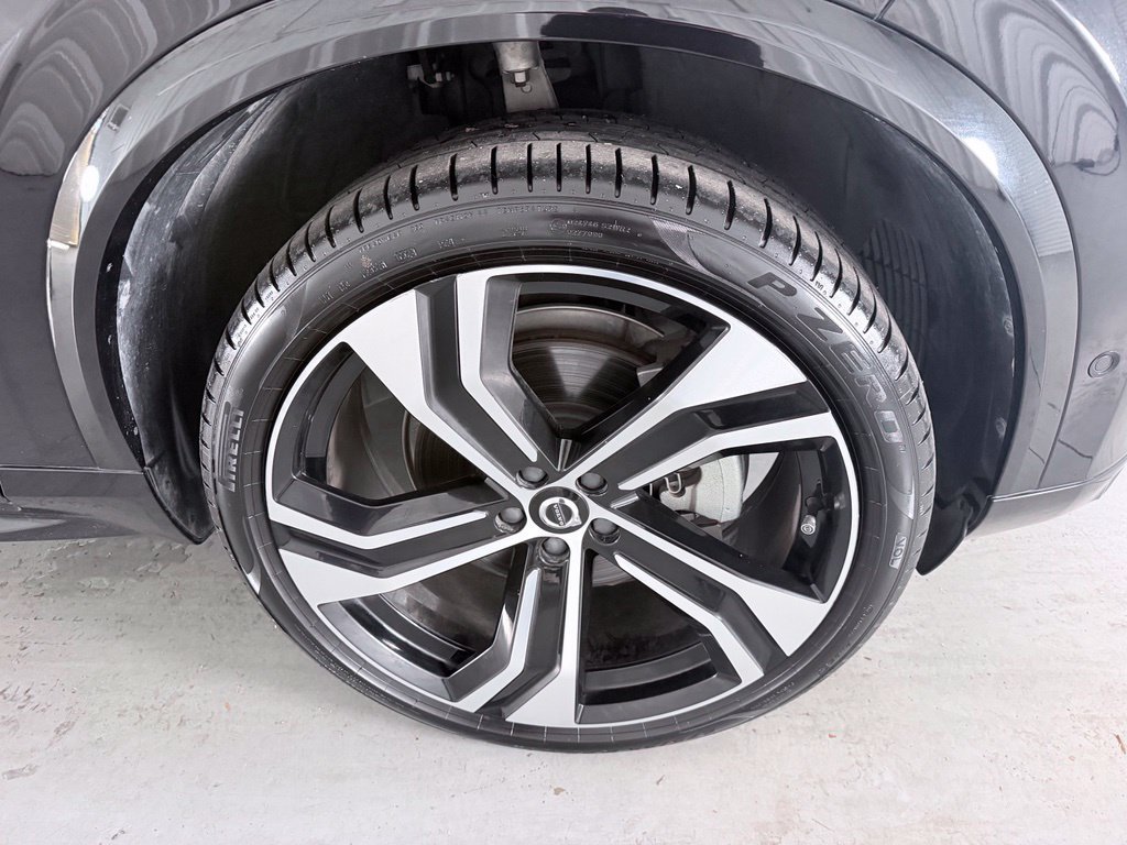Used 2024 Volvo XC90 B6 Ultimate w/ Protection Package Premier AWD/4WD image 4