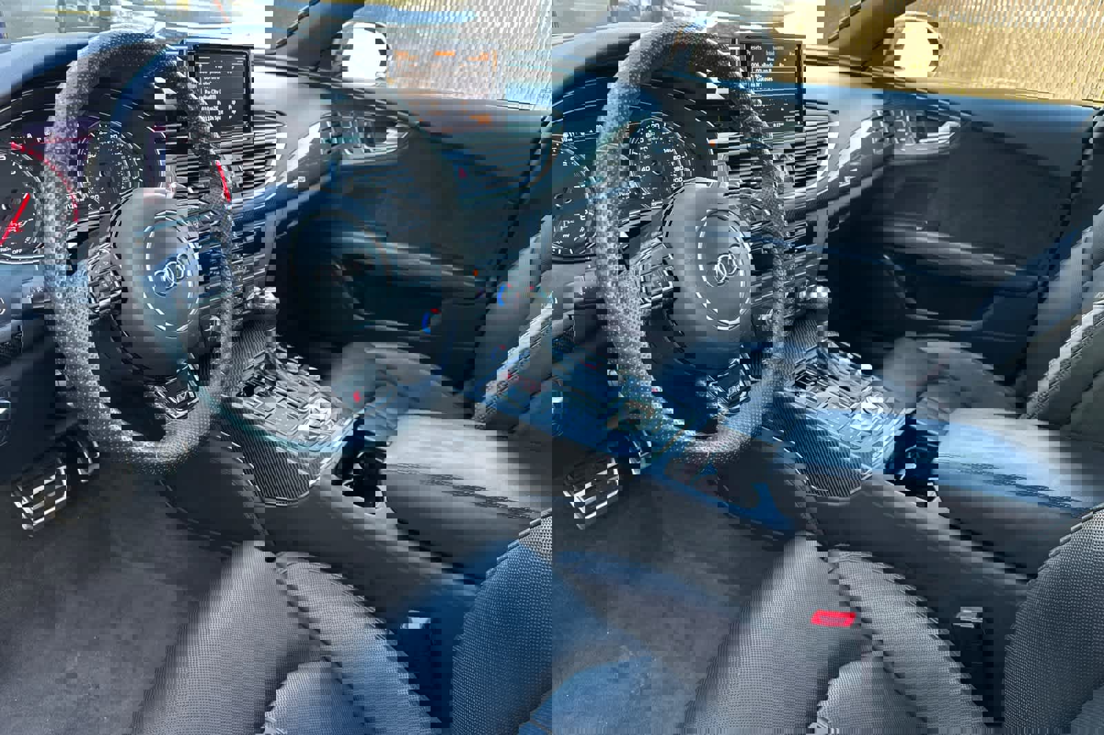 Used 2017 Audi RS 7 Prestige w/ Comfort Seating Package image 9