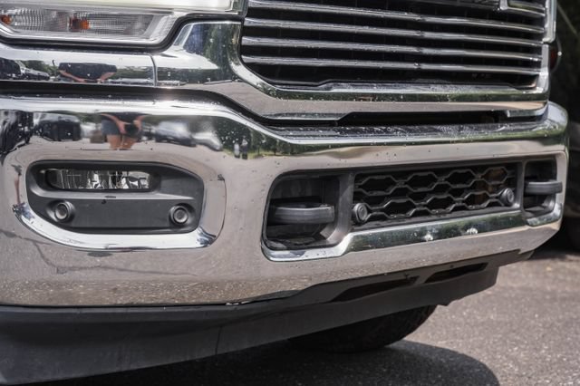Used 2020 RAM 2500 Laramie AWD/4WD image 16
