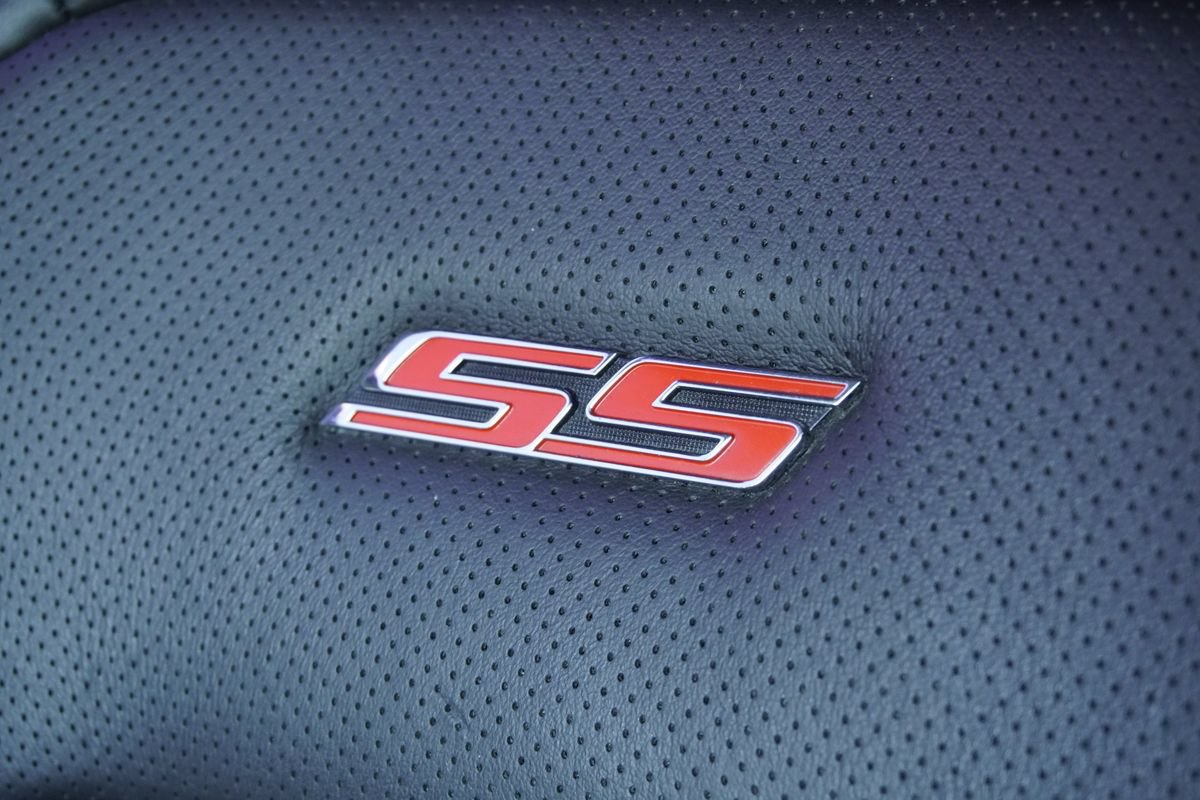 Used 2016 Chevrolet Camaro SS RWD image 25