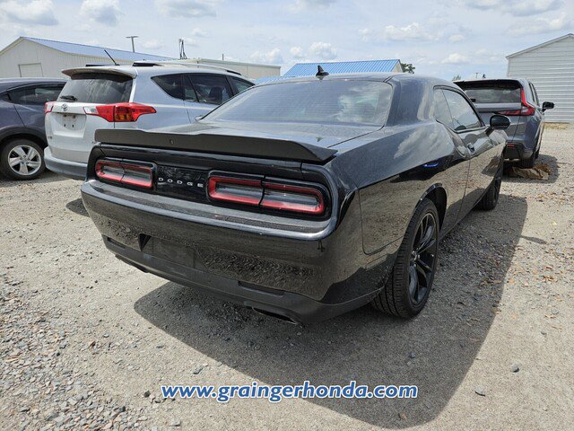 Used 2018 Dodge Challenger R/T Plus image 7